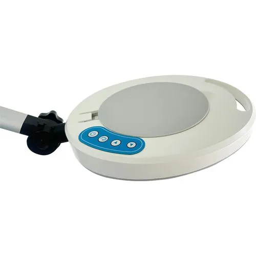 Lampe loupe à LED sur roulettes 4
